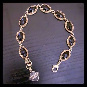 Kendra Scott bracelet